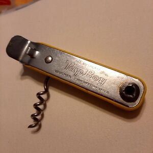 Vintage Tapboy bottle, wine, can opener